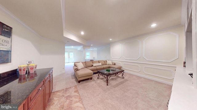 9813 SUNRISE RD, Vienna, VA 22181