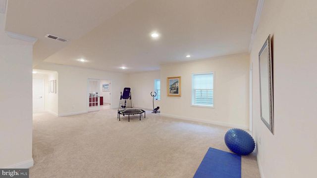 9813 SUNRISE RD, Vienna, VA 22181