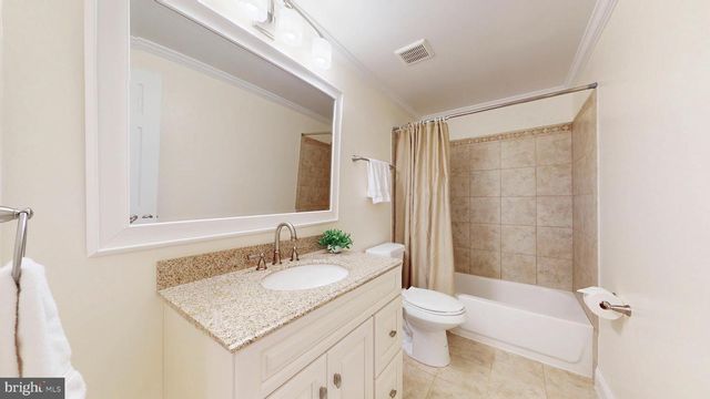 9813 SUNRISE RD, Vienna, VA 22181