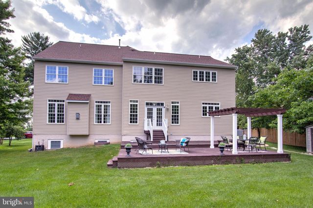 9813 SUNRISE RD, Vienna, VA 22181