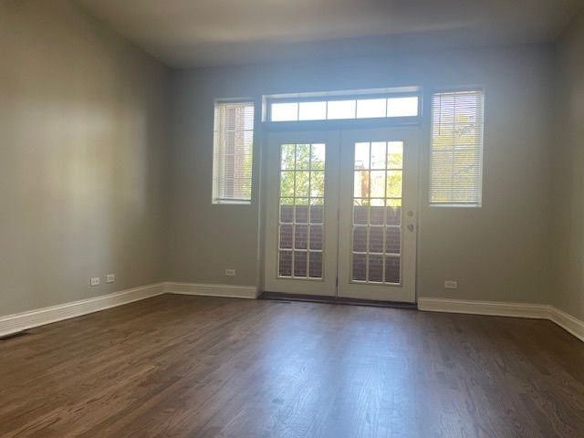 6547 S MINERVA Street 1N, Chicago, IL 60615