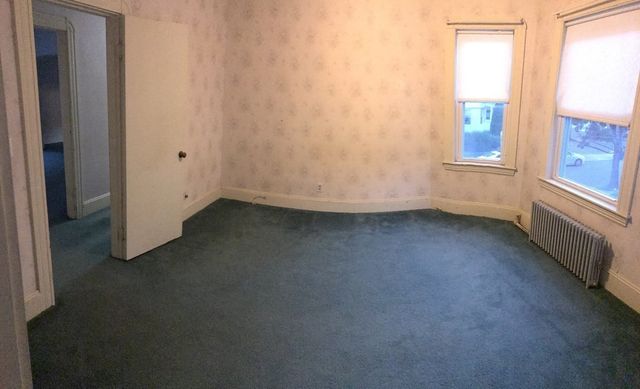 194 Robbins 2, Waltham, MA 02453