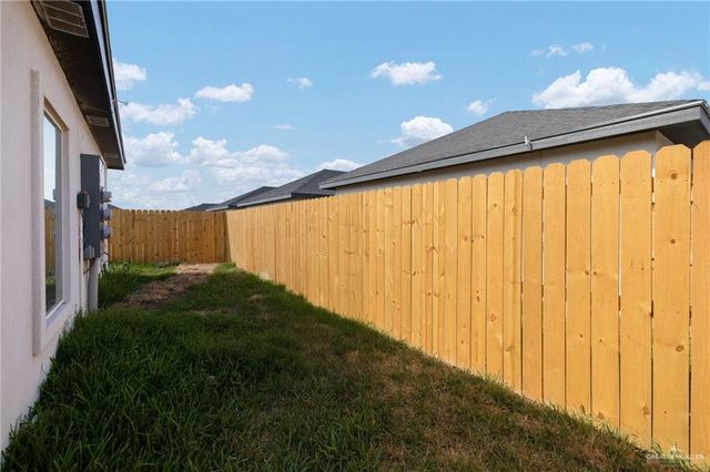 2400 S Hillside Avenue, Edinburg, TX 78542