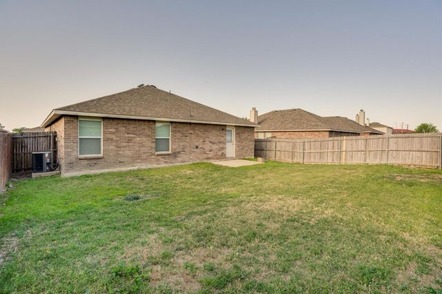 5701 Talons Crest Circle, Fort Worth, TX 76179