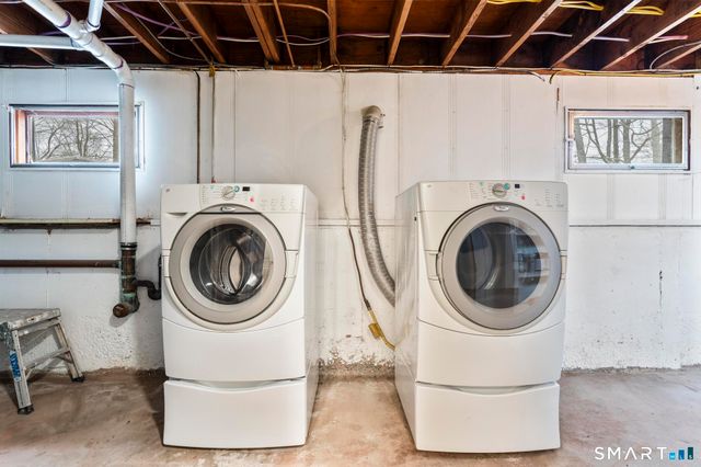 7 Dogwood Court, Branford, CT 06405