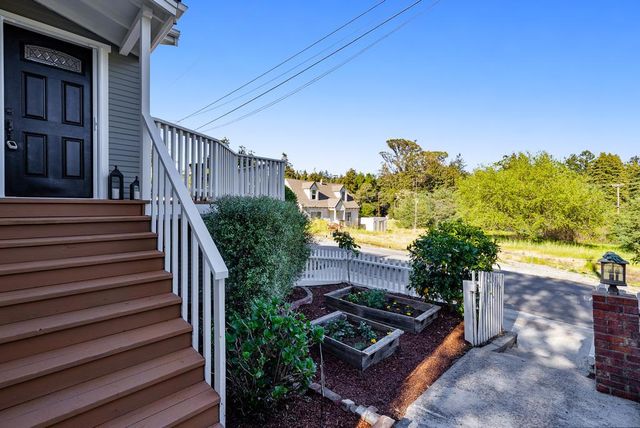 46 Beulah Drive, Santa Cruz, CA 95060
