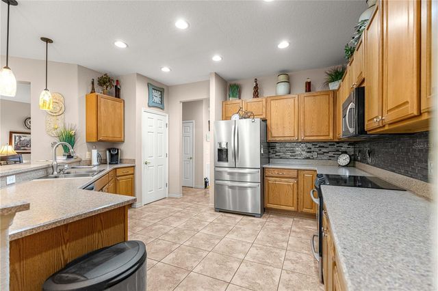 9687 SE 137TH STREET ROAD, Summerfield, FL 34491