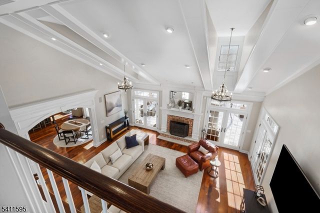 6 Stonehedge Ct, Warren Twp., NJ 07059