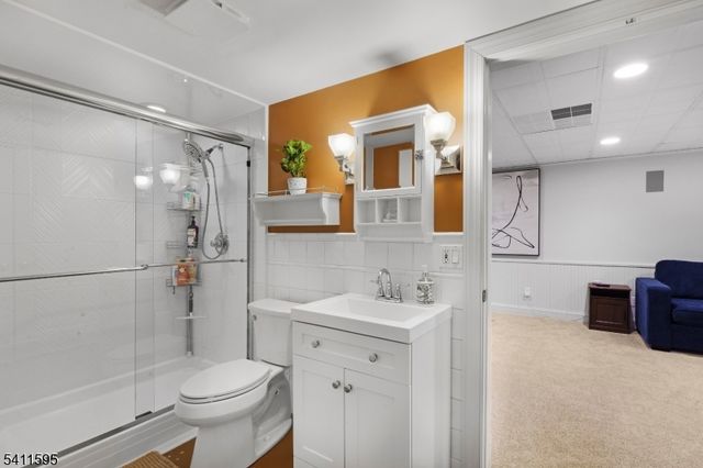 6 Stonehedge Ct, Warren Twp., NJ 07059