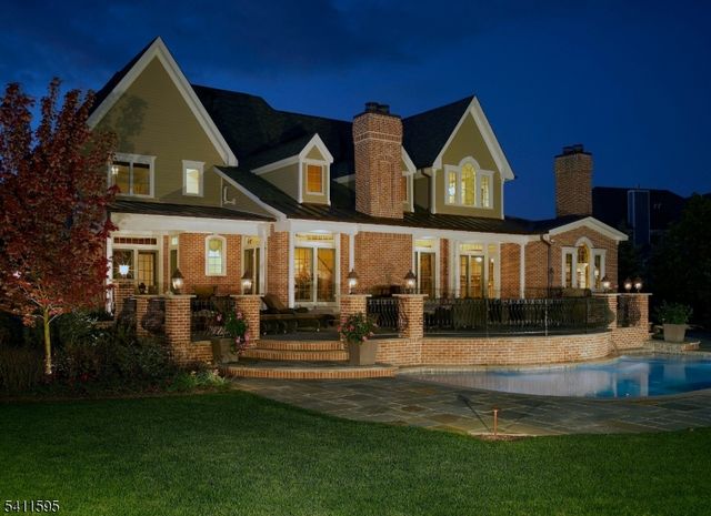 6 Stonehedge Ct, Warren Twp., NJ 07059