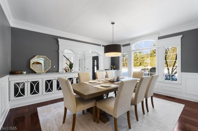 6 Stonehedge Ct, Warren Twp., NJ 07059