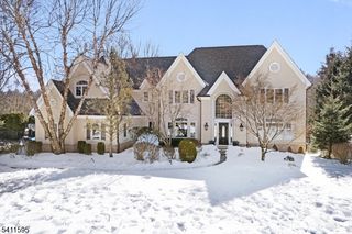 6 Stonehedge Ct, Warren Twp., NJ 07059