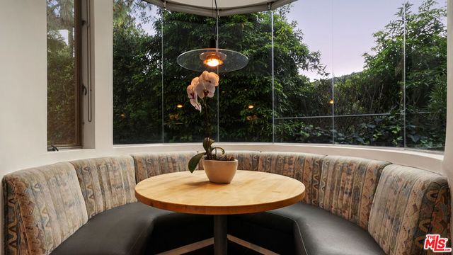 13044 Sky Valley Road, Los Angeles, CA 90049