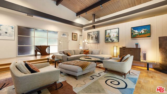 13044 Sky Valley Road, Los Angeles, CA 90049