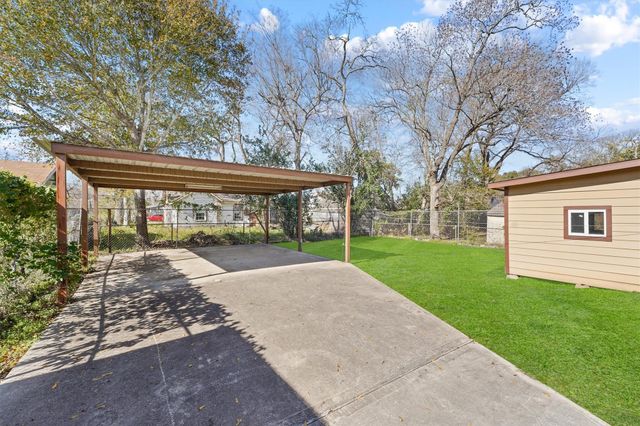 7128 Foster Street, Houston, TX 77021