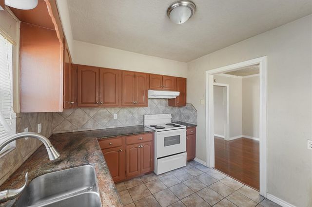 7128 Foster Street, Houston, TX 77021
