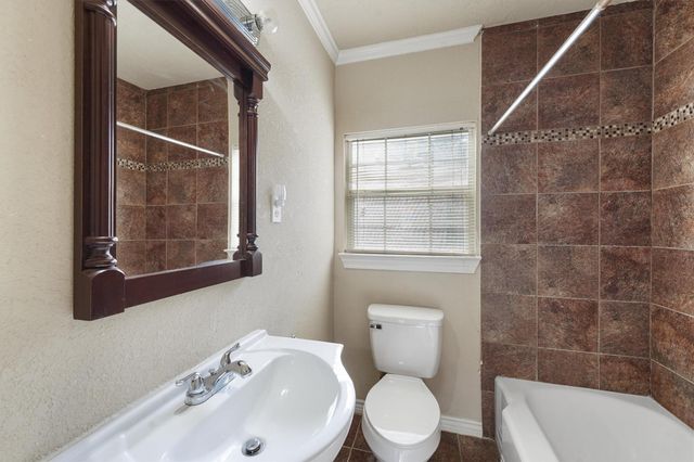 7128 Foster Street, Houston, TX 77021