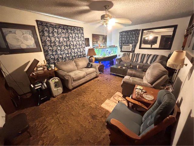 200 S 3rd Street, Arma, KS 66712