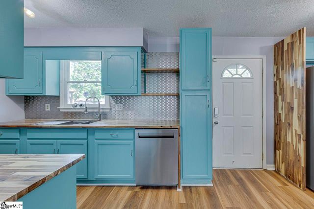 2 Wilson Avenue, Liberty, SC 29657
