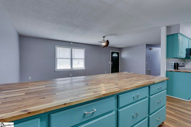 2 Wilson Avenue, Liberty, SC 29657