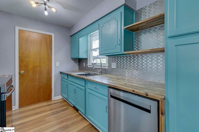 2 Wilson Avenue, Liberty, SC 29657