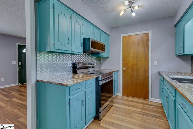 2 Wilson Avenue, Liberty, SC 29657