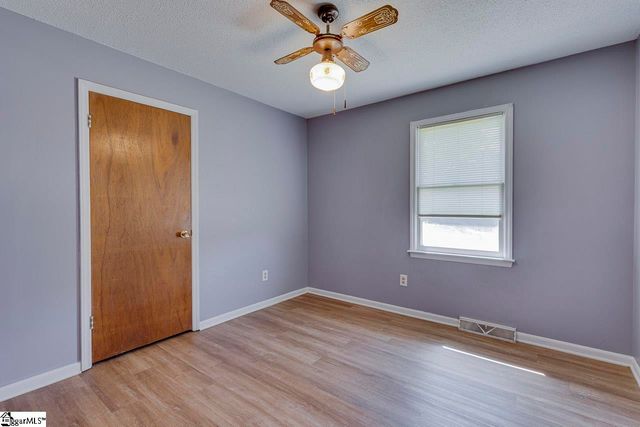 2 Wilson Avenue, Liberty, SC 29657