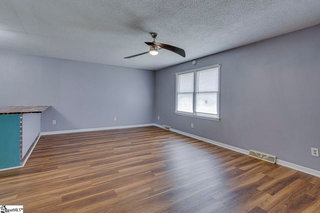 2 Wilson Avenue, Liberty, SC 29657