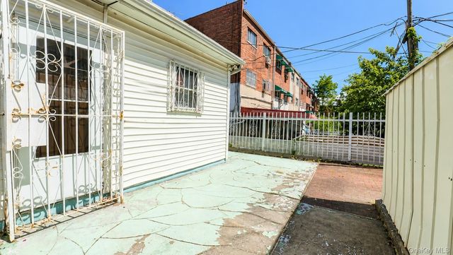 1269 Rosedale Avenue, Bronx, NY 10472