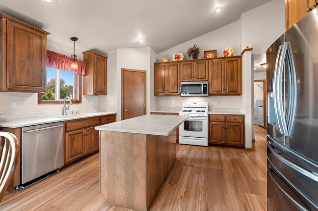 3487 CHATSWORTH DRIVE, Green Bay, WI 54313