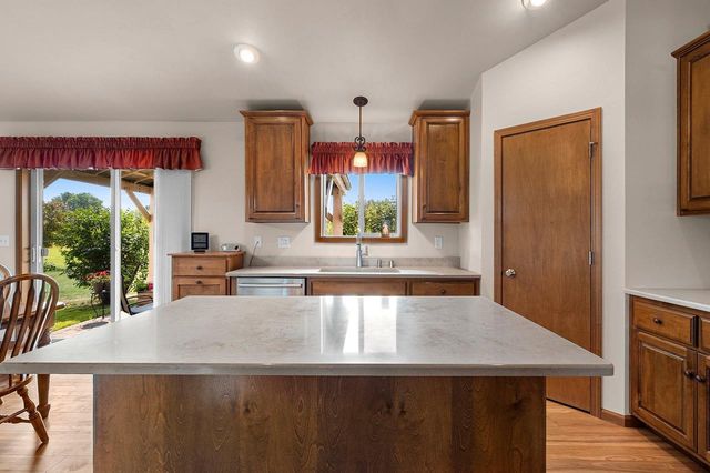 3487 CHATSWORTH DRIVE, Green Bay, WI 54313