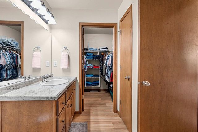3487 CHATSWORTH DRIVE, Green Bay, WI 54313