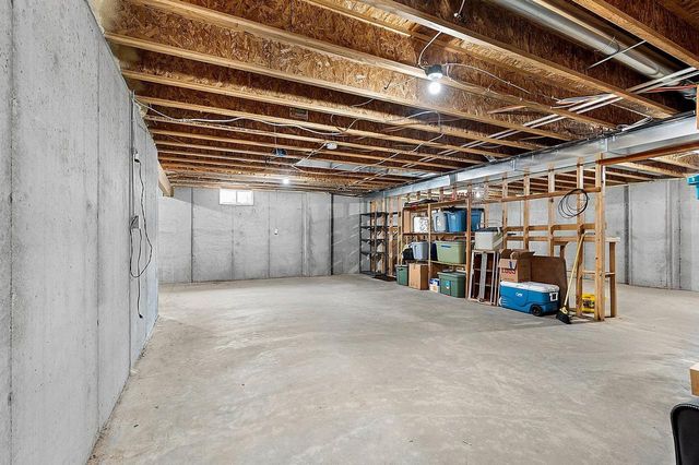 3487 CHATSWORTH DRIVE, Green Bay, WI 54313