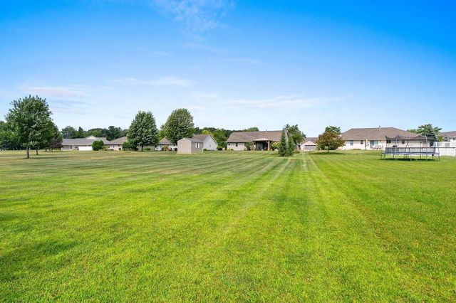 3487 CHATSWORTH DRIVE, Green Bay, WI 54313