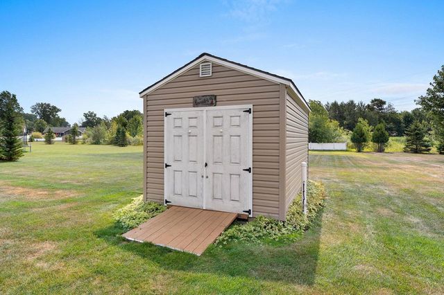 3487 CHATSWORTH DRIVE, Green Bay, WI 54313