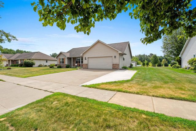 3487 CHATSWORTH DRIVE, Green Bay, WI 54313