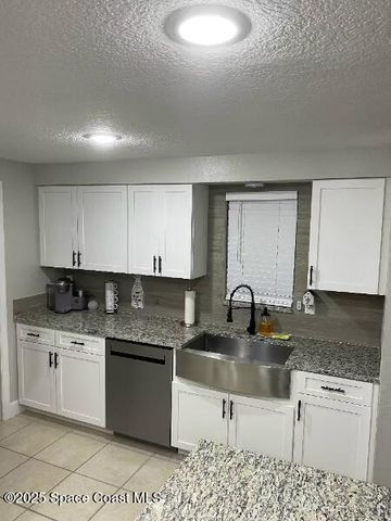 3707 Sunny Drive, Mims, FL 32754