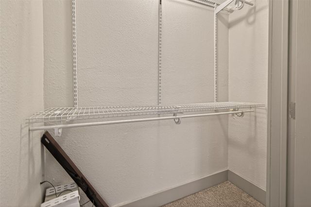 717 W 30th Street, Houston, TX 77018