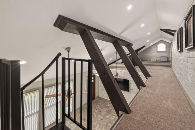 717 W 30th Street, Houston, TX 77018