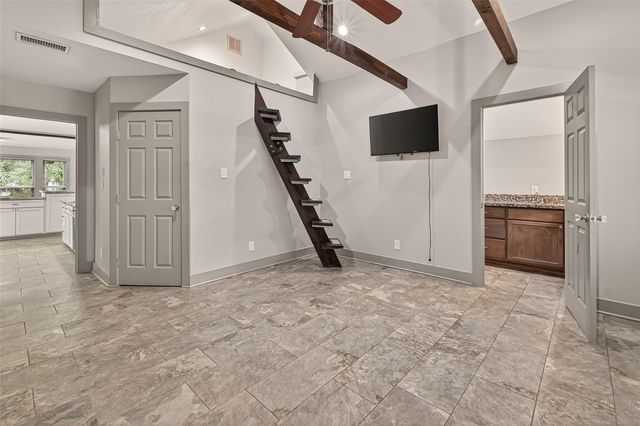 717 W 30th Street, Houston, TX 77018