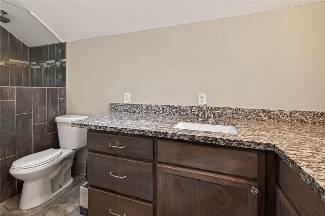 717 W 30th Street, Houston, TX 77018