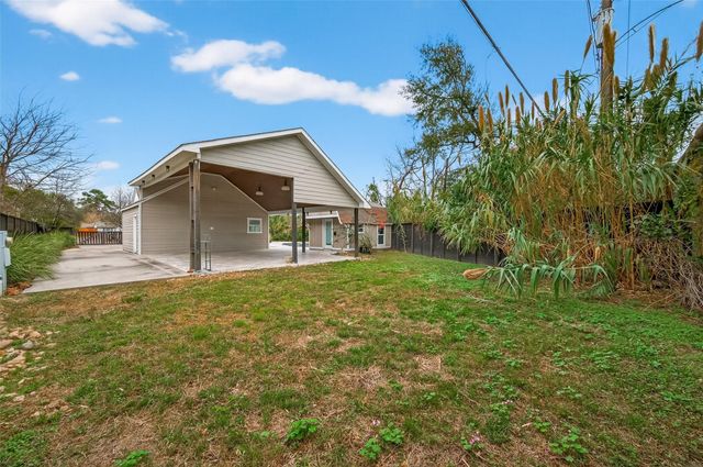 717 W 30th Street, Houston, TX 77018