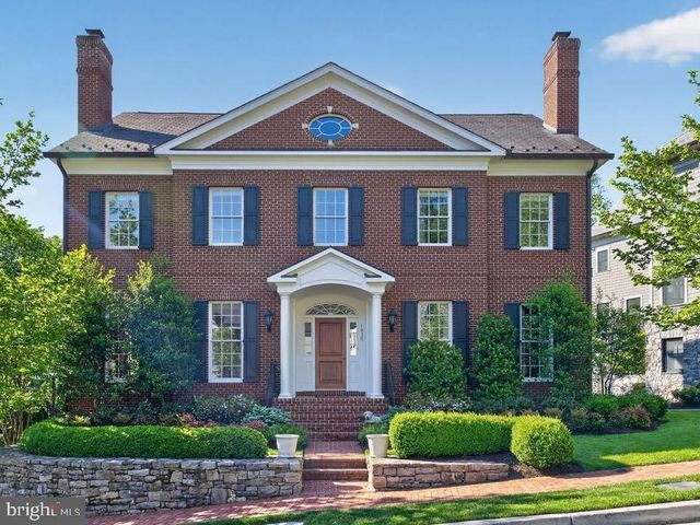 1935 FOXVIEW CIR NW, Washington, DC 20007