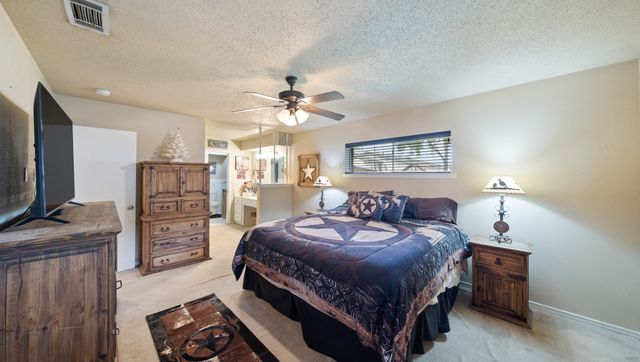 313 Shadywood Lane, Seagoville, TX 75159