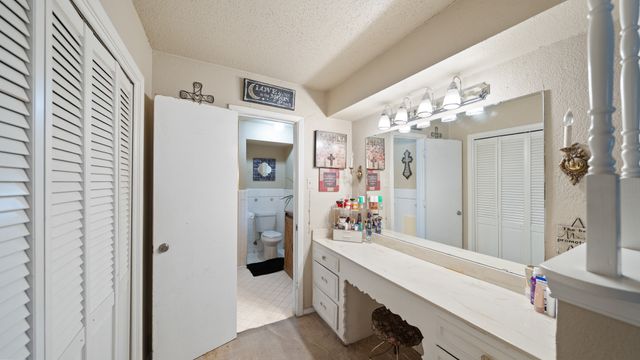 313 Shadywood Lane, Seagoville, TX 75159