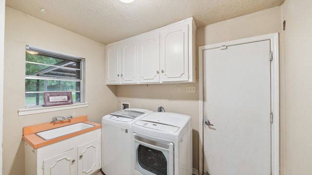 313 Shadywood Lane, Seagoville, TX 75159