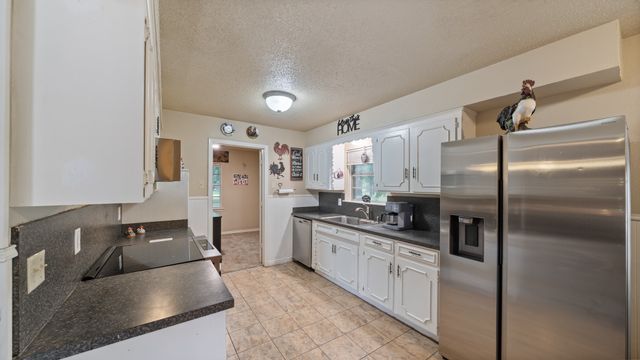 313 Shadywood Lane, Seagoville, TX 75159