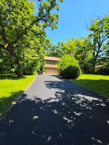 7618 Catalpa Drive, Wonder Lake, IL 60097
