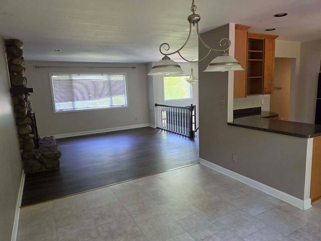 7618 Catalpa Drive, Wonder Lake, IL 60097