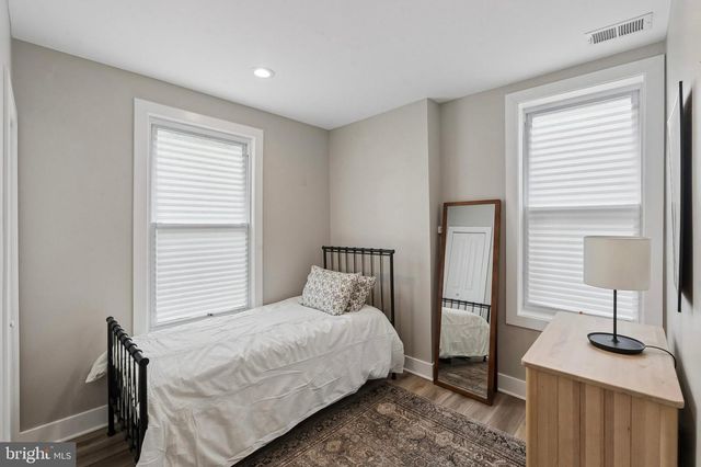 1612 S LECOUNT ST, Philadelphia, PA 19145